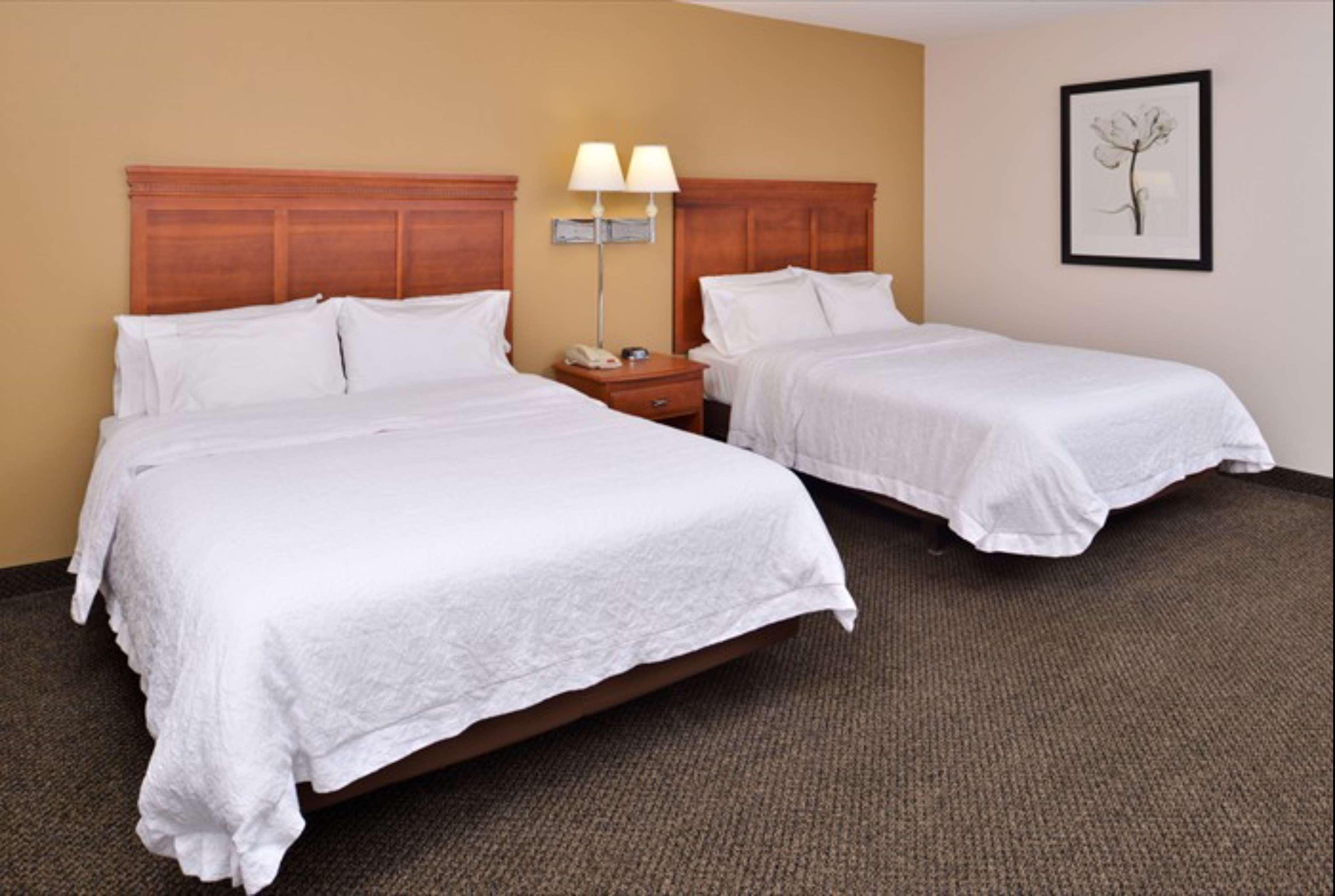 Hampton Inn & Suites Richmond Bagian luar foto