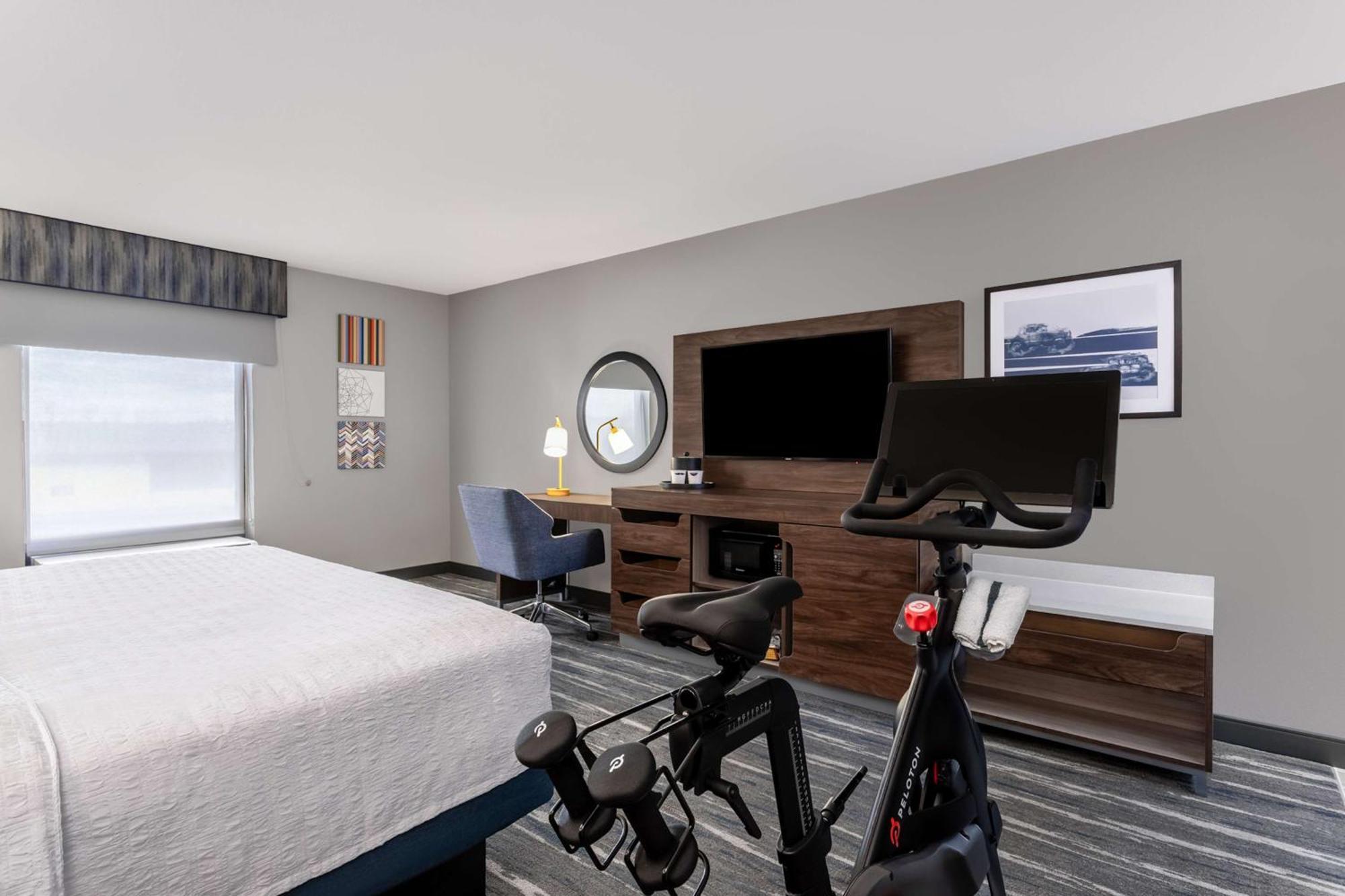 Hampton Inn & Suites Richmond Bagian luar foto