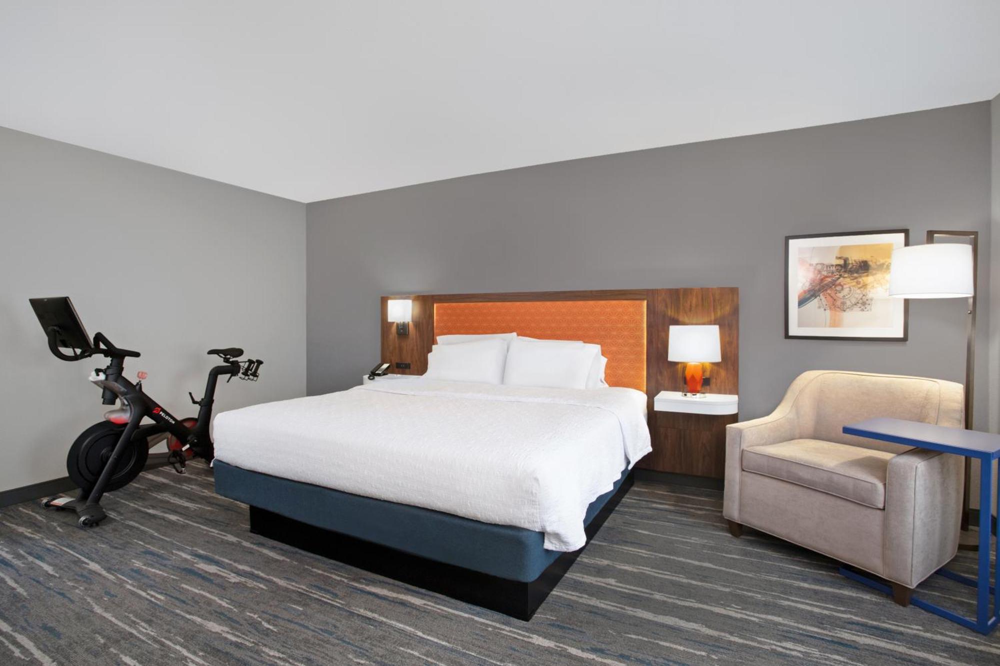 Hampton Inn & Suites Richmond Bagian luar foto